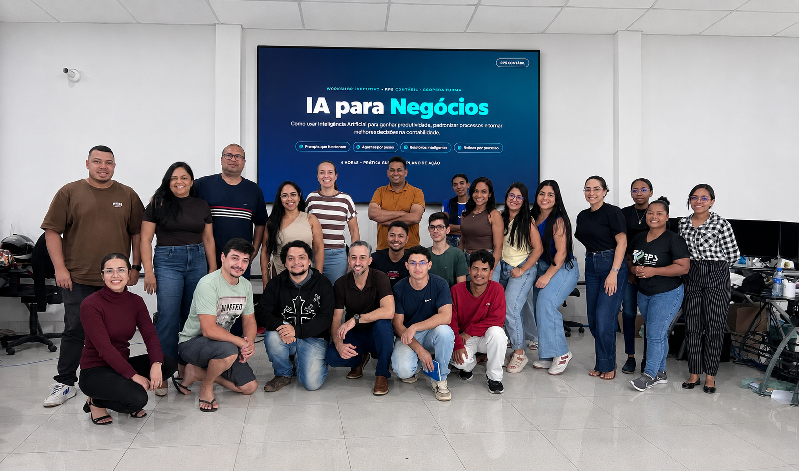 Participantes de workshop IA para Negócios